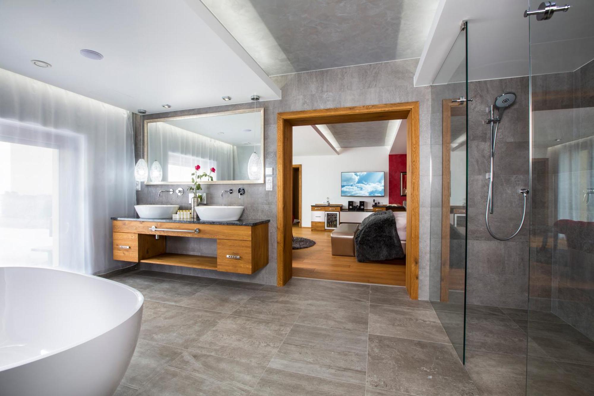 Wellness Hotel V Nebi Korenov Exterior photo
